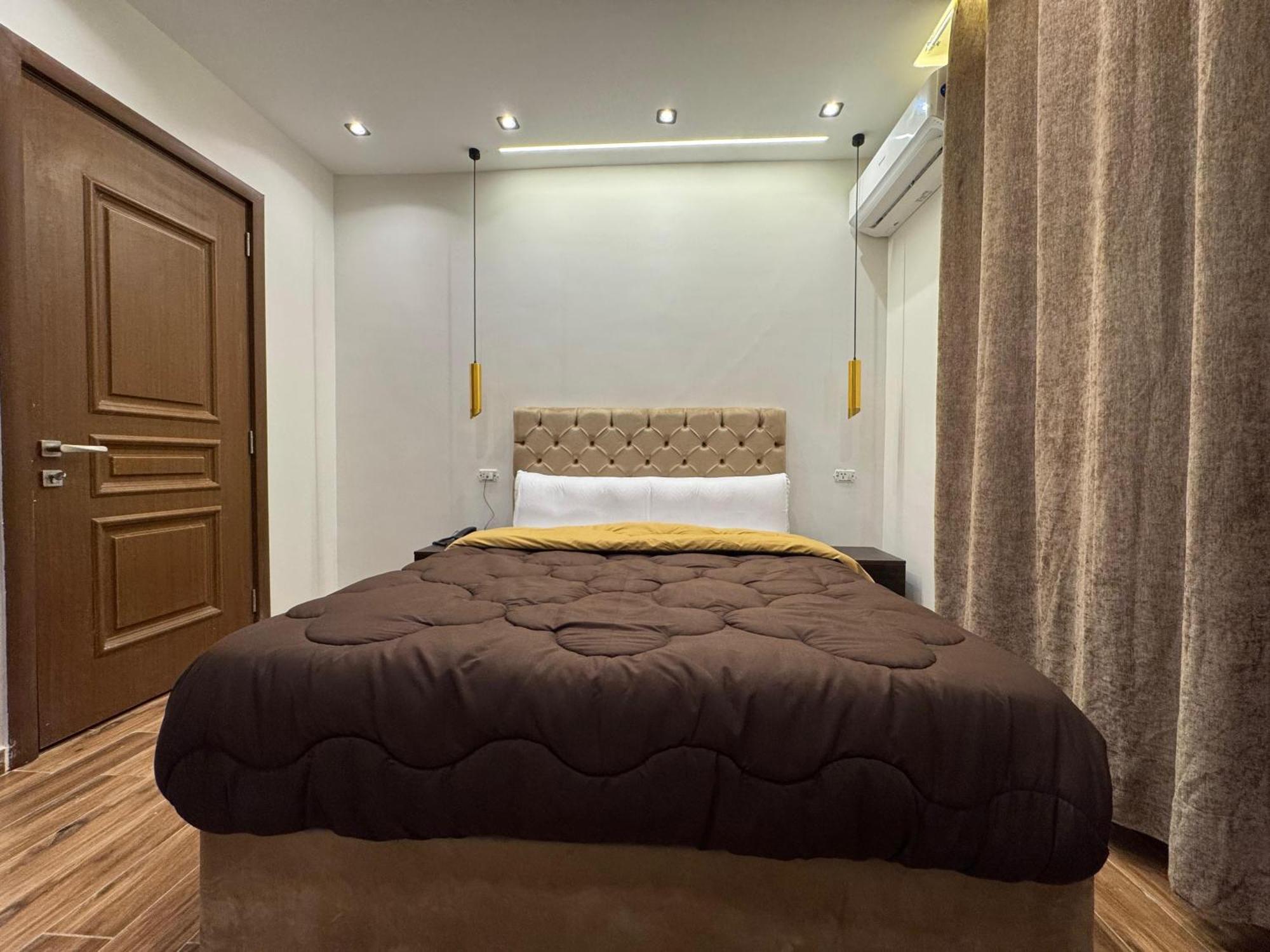New White Pyramids Inn Ghatati Exterior foto