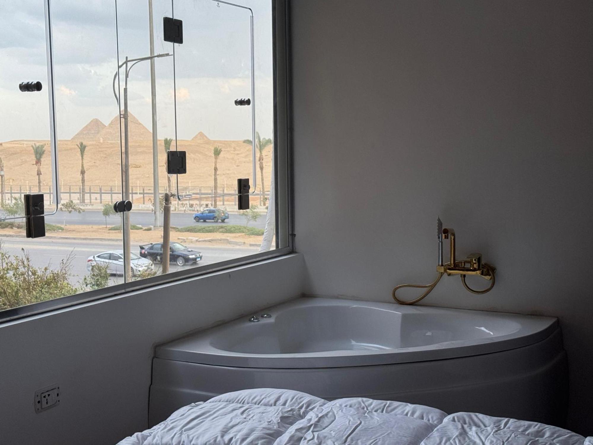 New White Pyramids Inn Ghatati Exterior foto